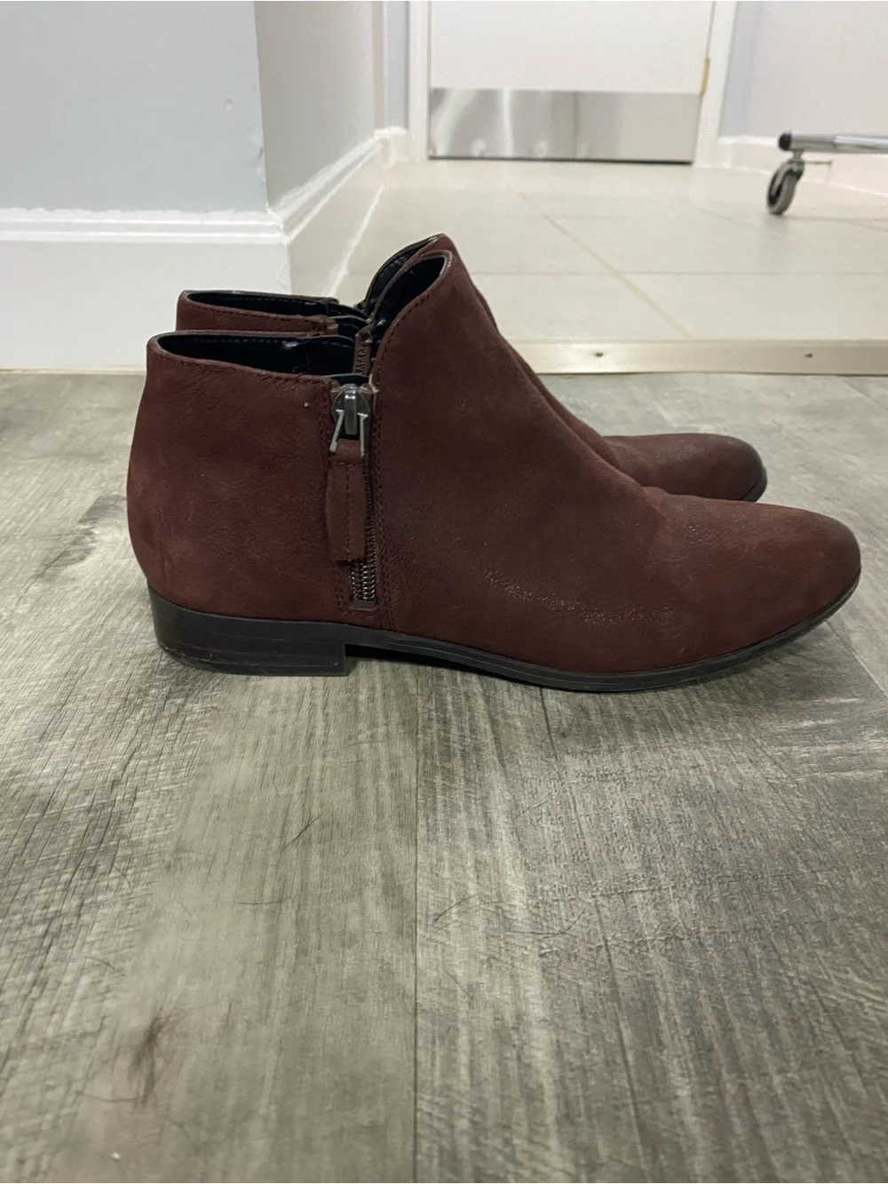Franco Sarto Men's Dark Brown Suede Chukka Boots